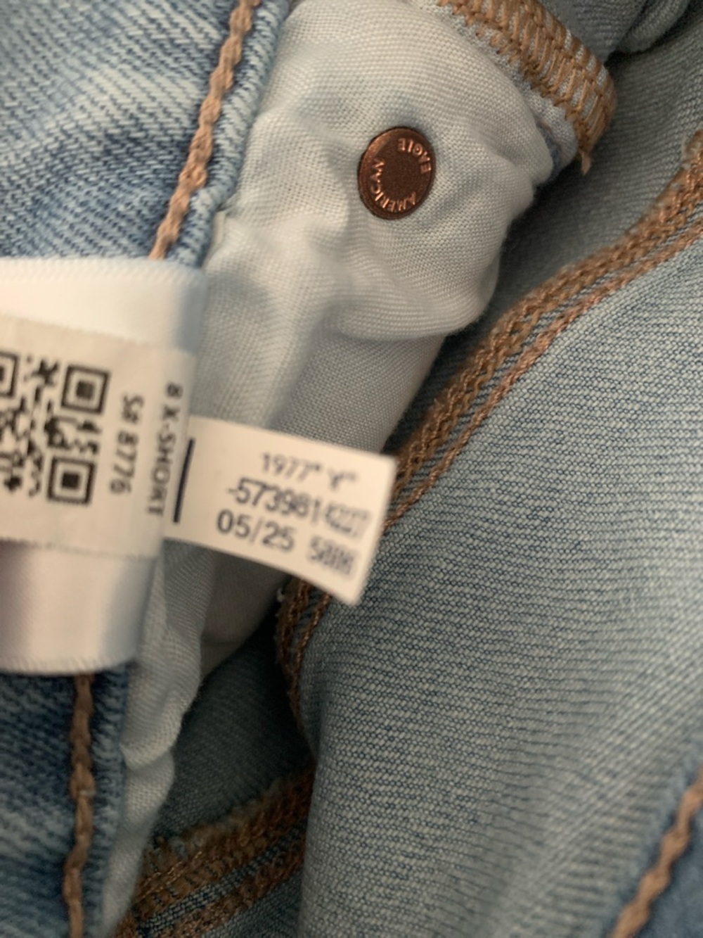 American Eagle Outfitters Stovepipe X-Short Crop Jean Size 8 - Picture 7 of 7